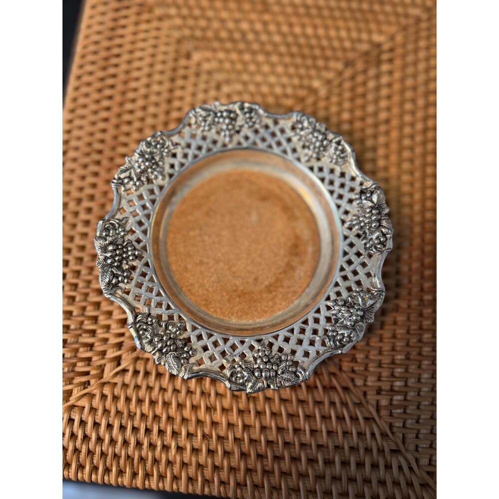 Vintage Godinger Silver Plated Wine Bottle Coaster Grapevine Trivet Barware